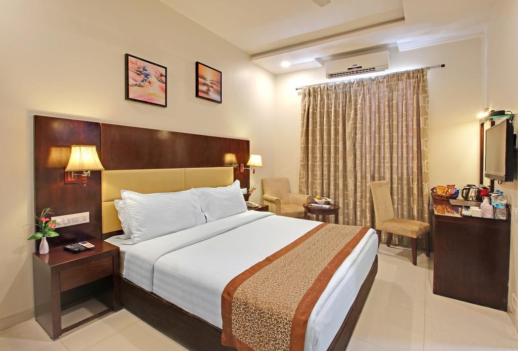 Hotel Sai Jashan Shirdi - Where Blessings & Comfort Meet Экстерьер фото