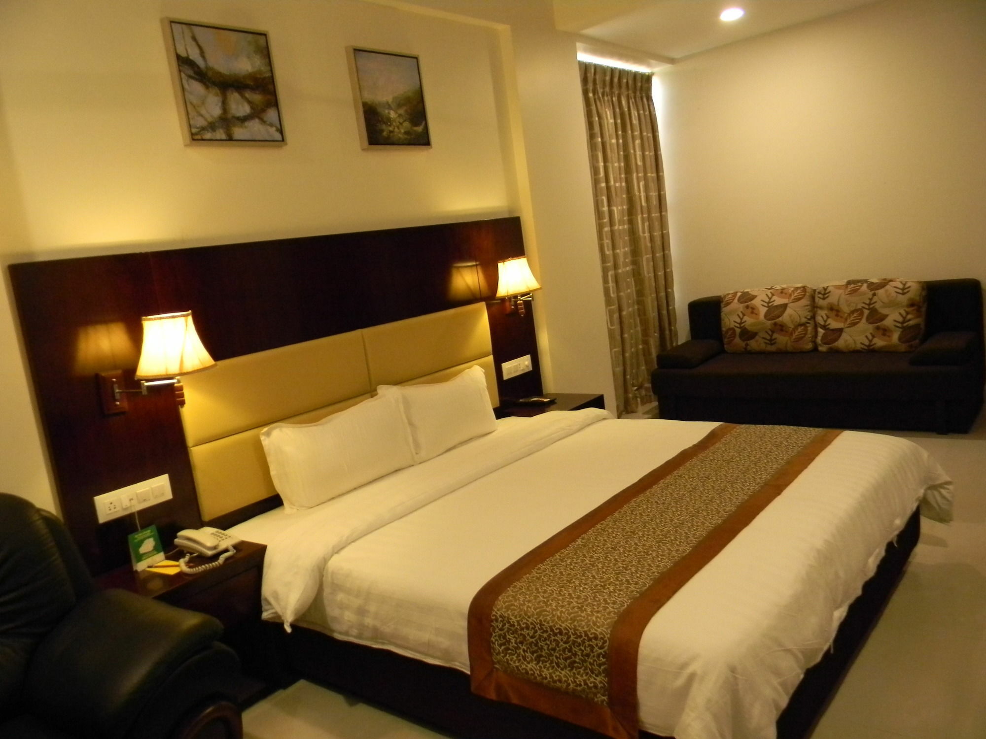 Hotel Sai Jashan Shirdi - Where Blessings & Comfort Meet Экстерьер фото