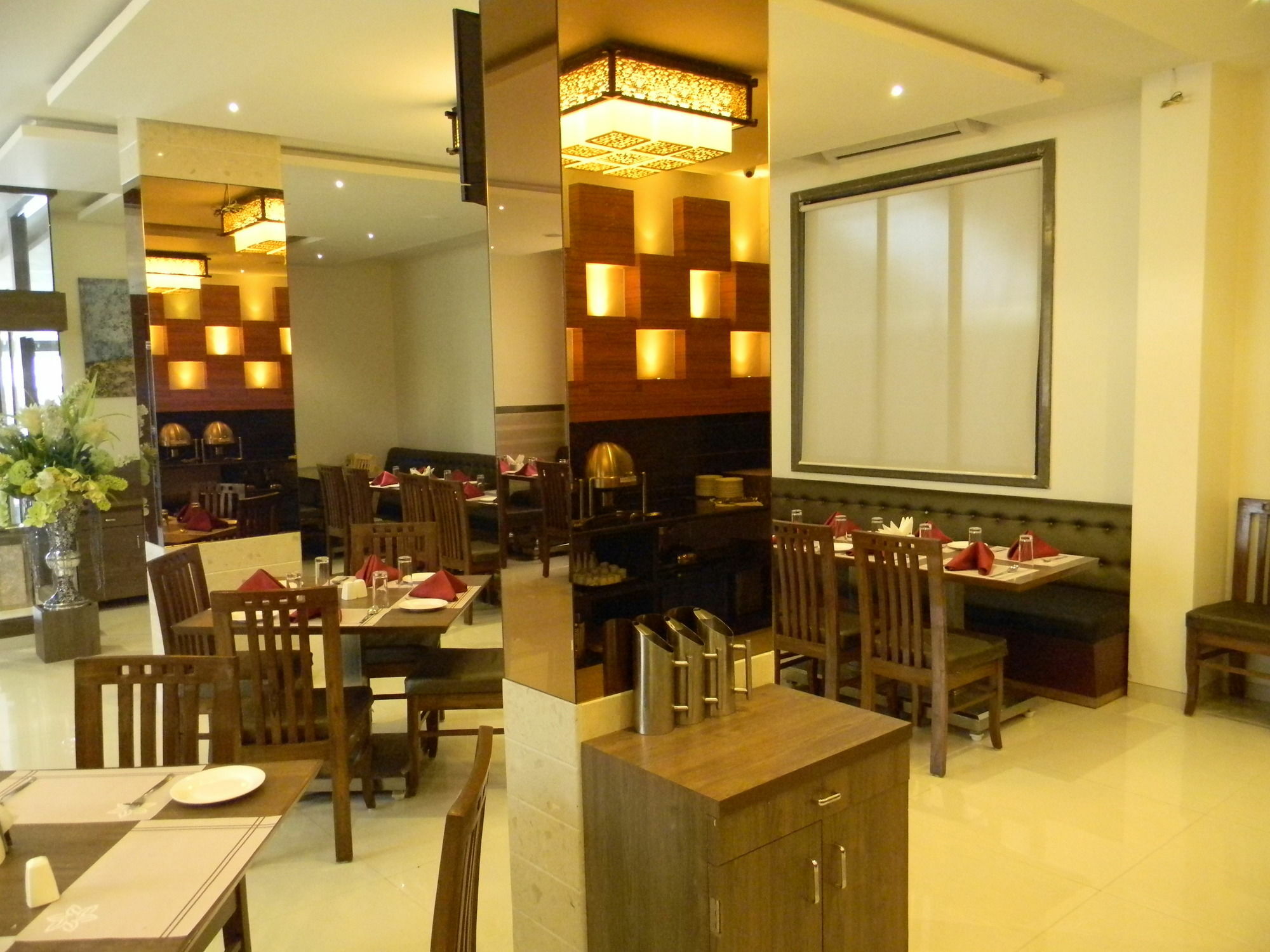 Hotel Sai Jashan Shirdi - Where Blessings & Comfort Meet Экстерьер фото